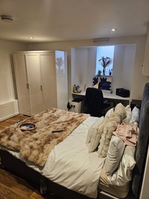 Photo 4- click for photo gallery